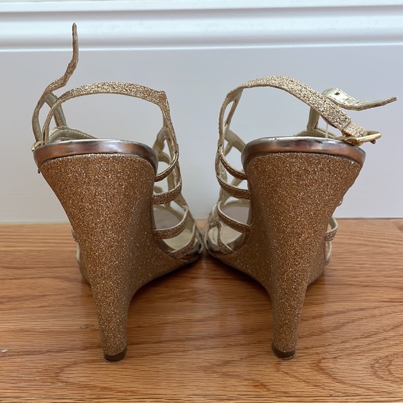 Enzo Angioloni Gold Glitter Wedges. Size 8.5 - Picture 3 of 3